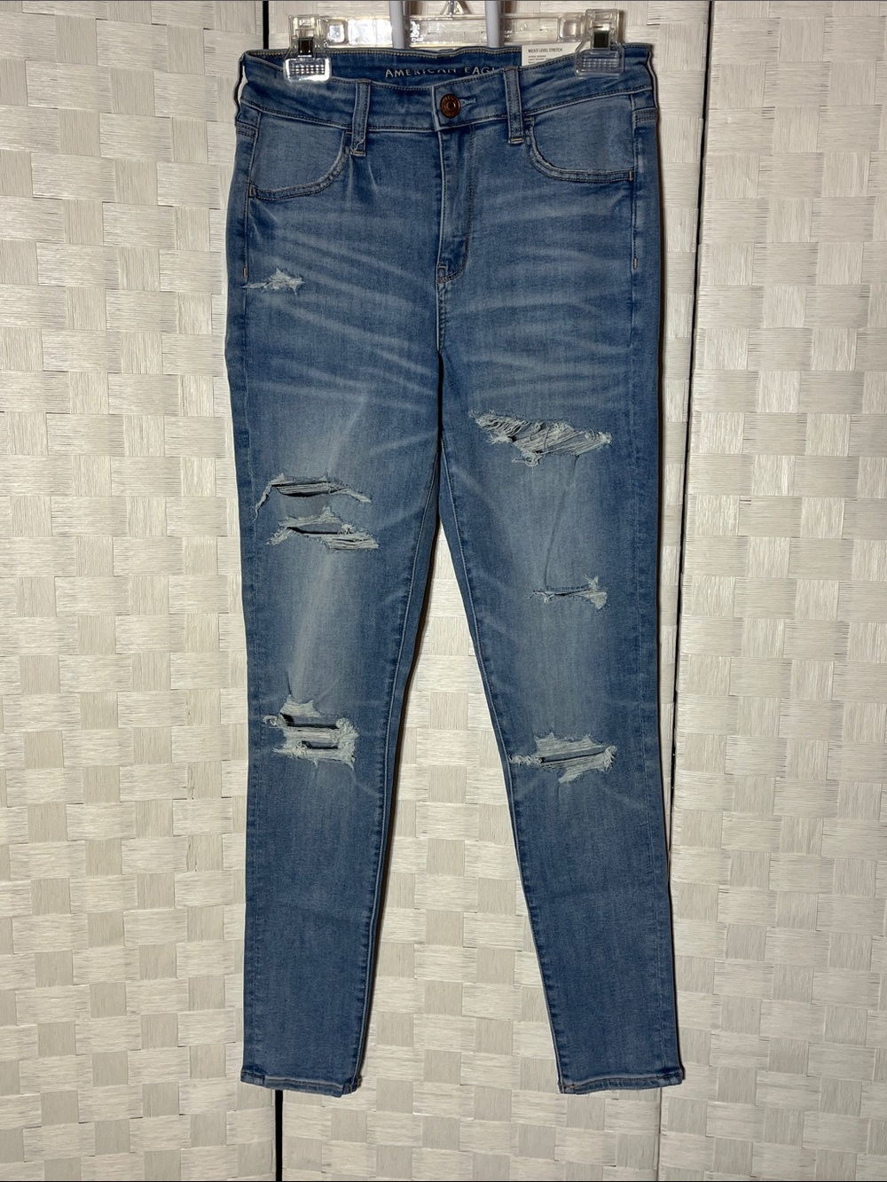 American Eagle Outfitters Blue Distressed high rise Skinny Jeans Size 10L